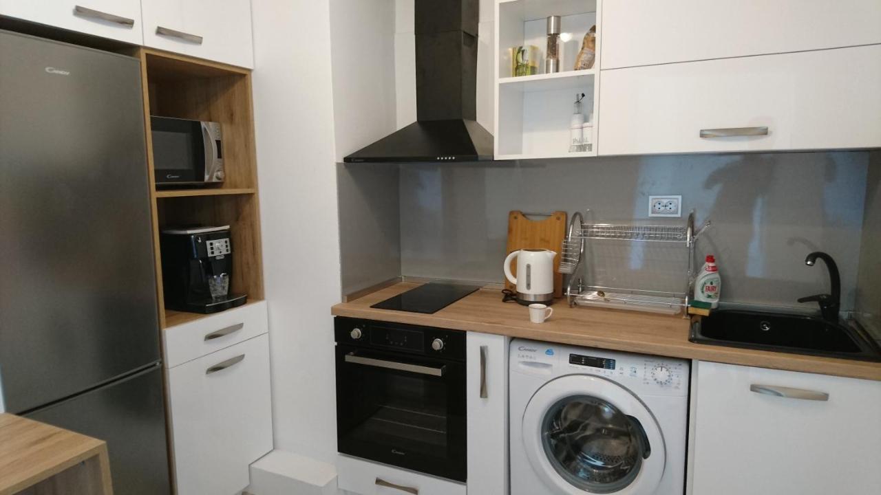 Park Apartments & Rooms Popovi ساندانسكي المظهر الخارجي الصورة